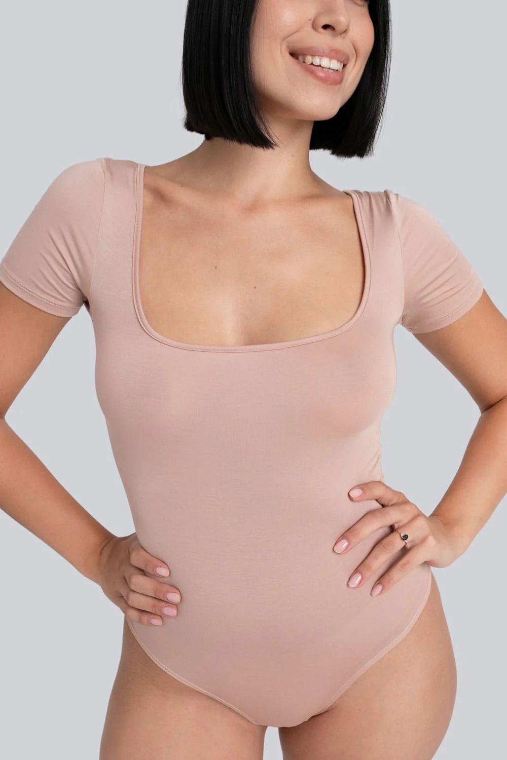Body Miss Invisible Shortsleeve U-neck Cappuccino - Image 2