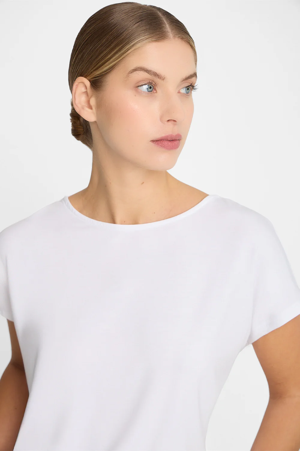 T-shirt Miss Femi White - Image 4