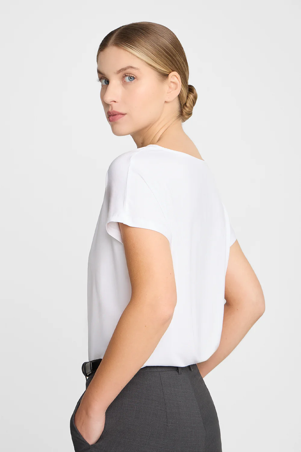 T-shirt Miss Femi White - Image 6