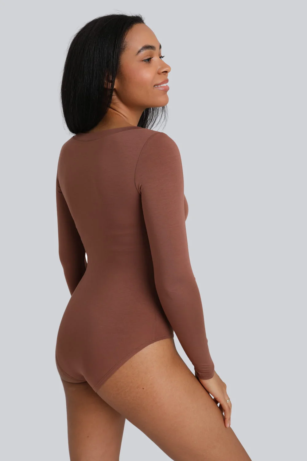 Body Miss Invisible Longsleeve V-neck Chocolate - Image 4