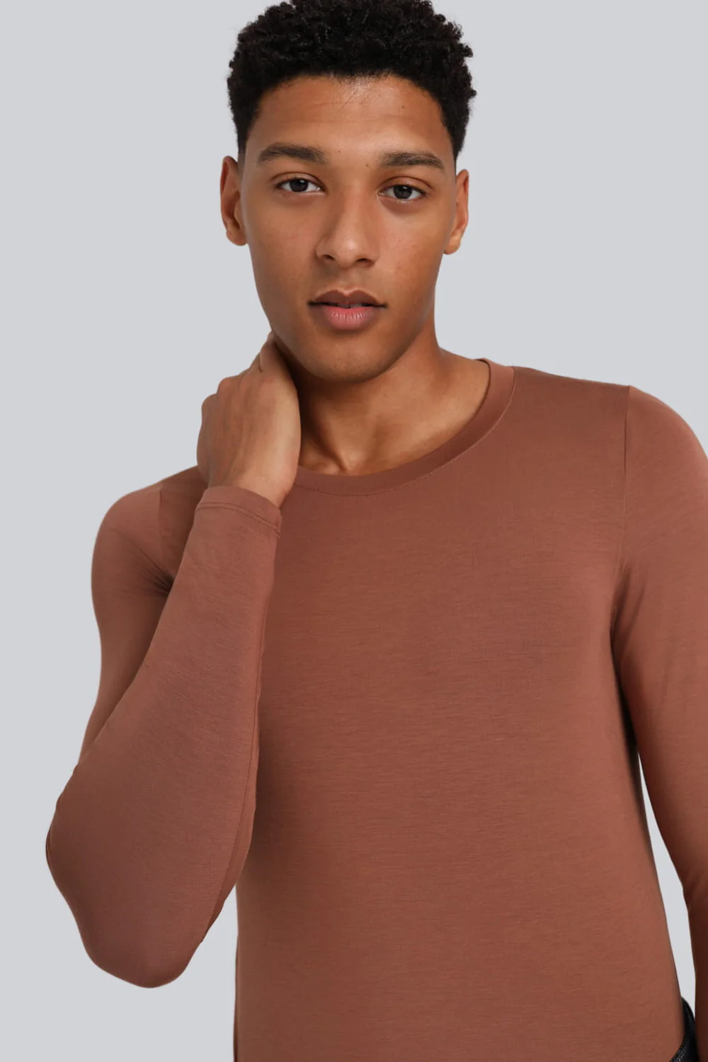 Longsleeve Mr Invisible C-neck Chocolate - Image 3