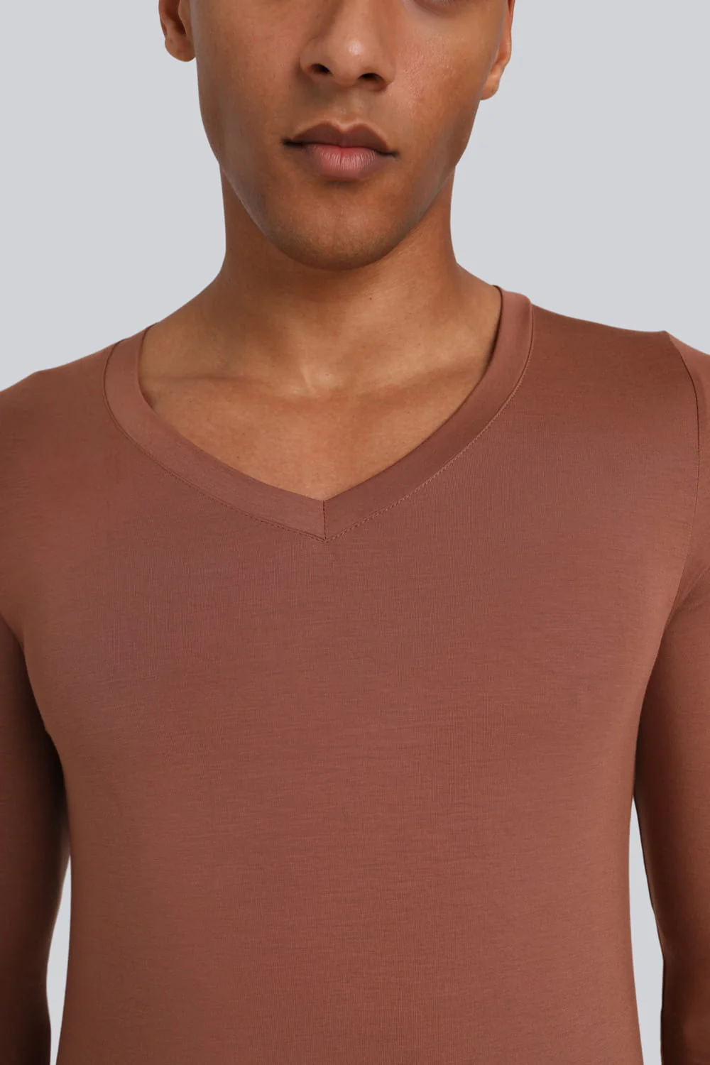 Longsleeve Mr Invisible V-neck Chocolate - Image 2