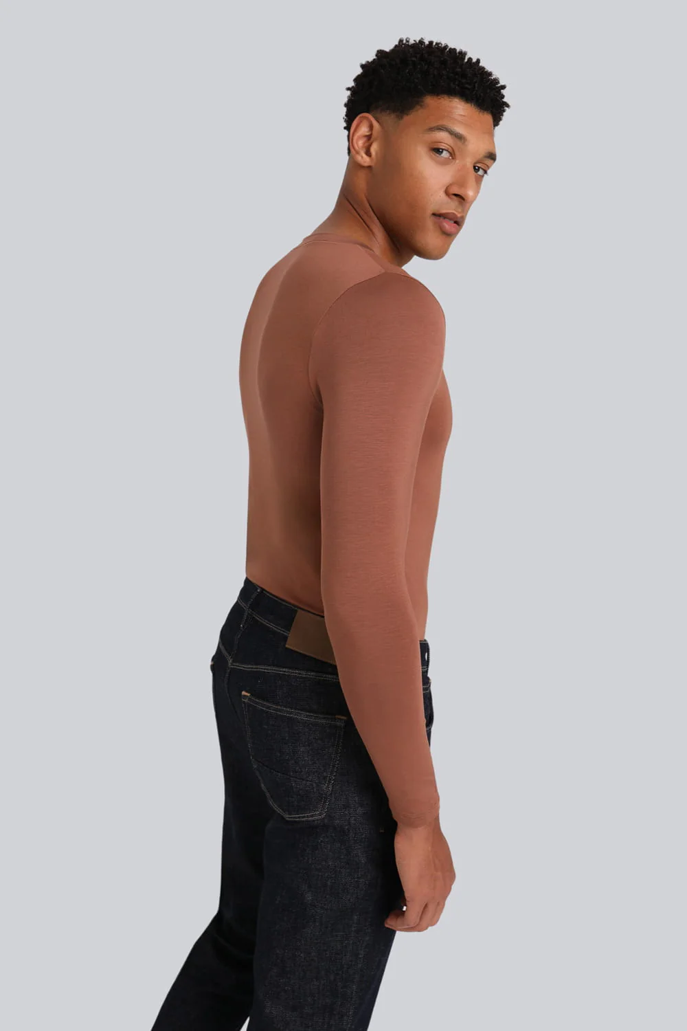 Longsleeve Mr Invisible V-neck Chocolate - Image 4