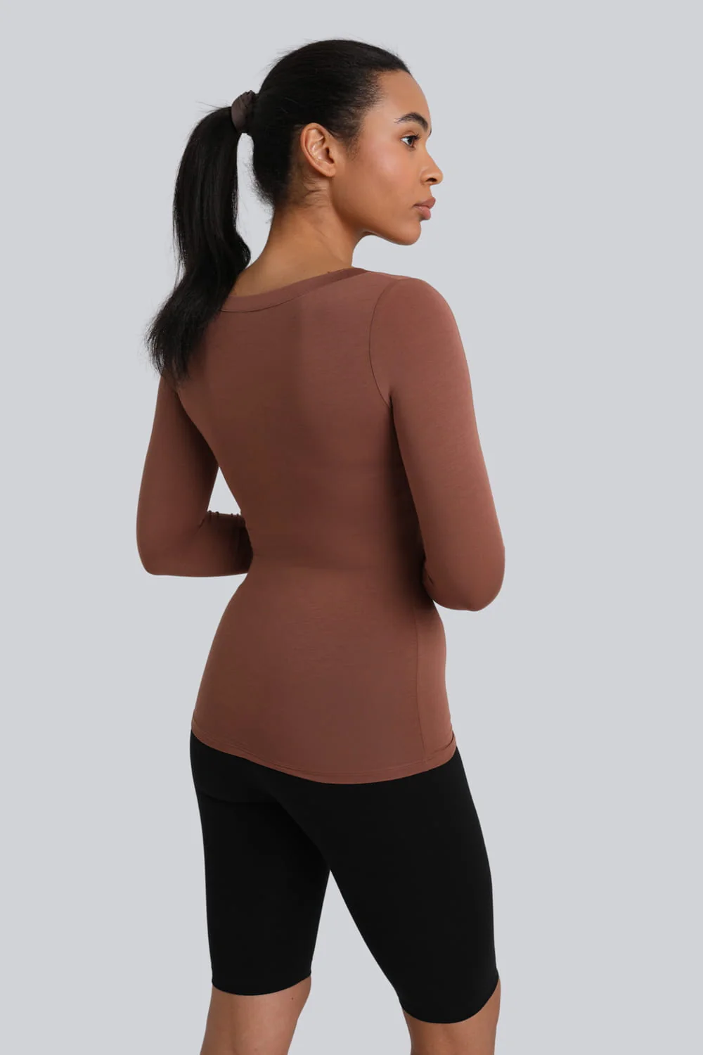 Longsleeve Miss Invisible V-neck Chocolate - Image 3