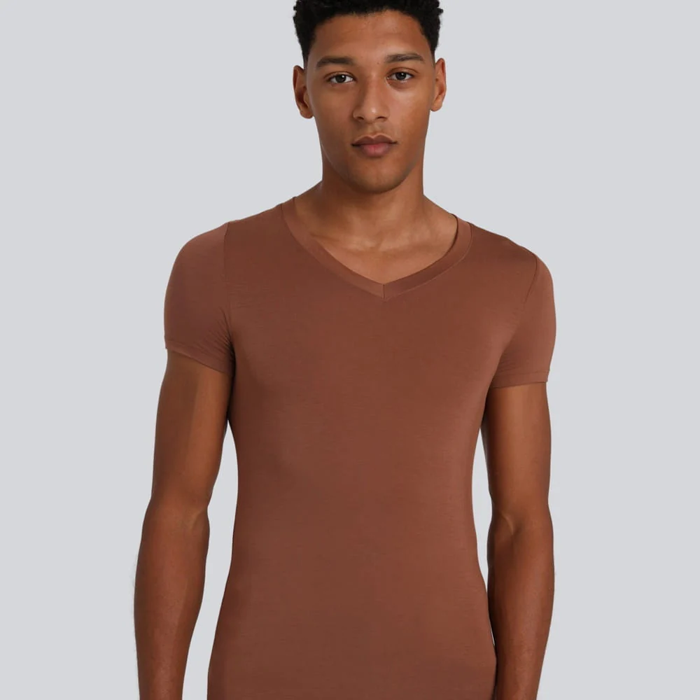T-shirt Mr Invisible V-neck Chocolate - Image 6