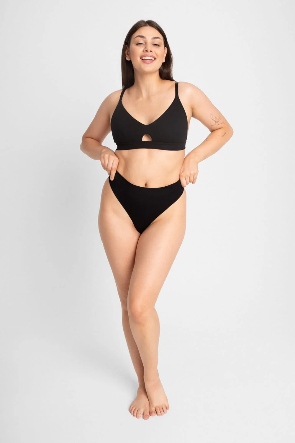 Stringi Miss Loving Black - Image 3