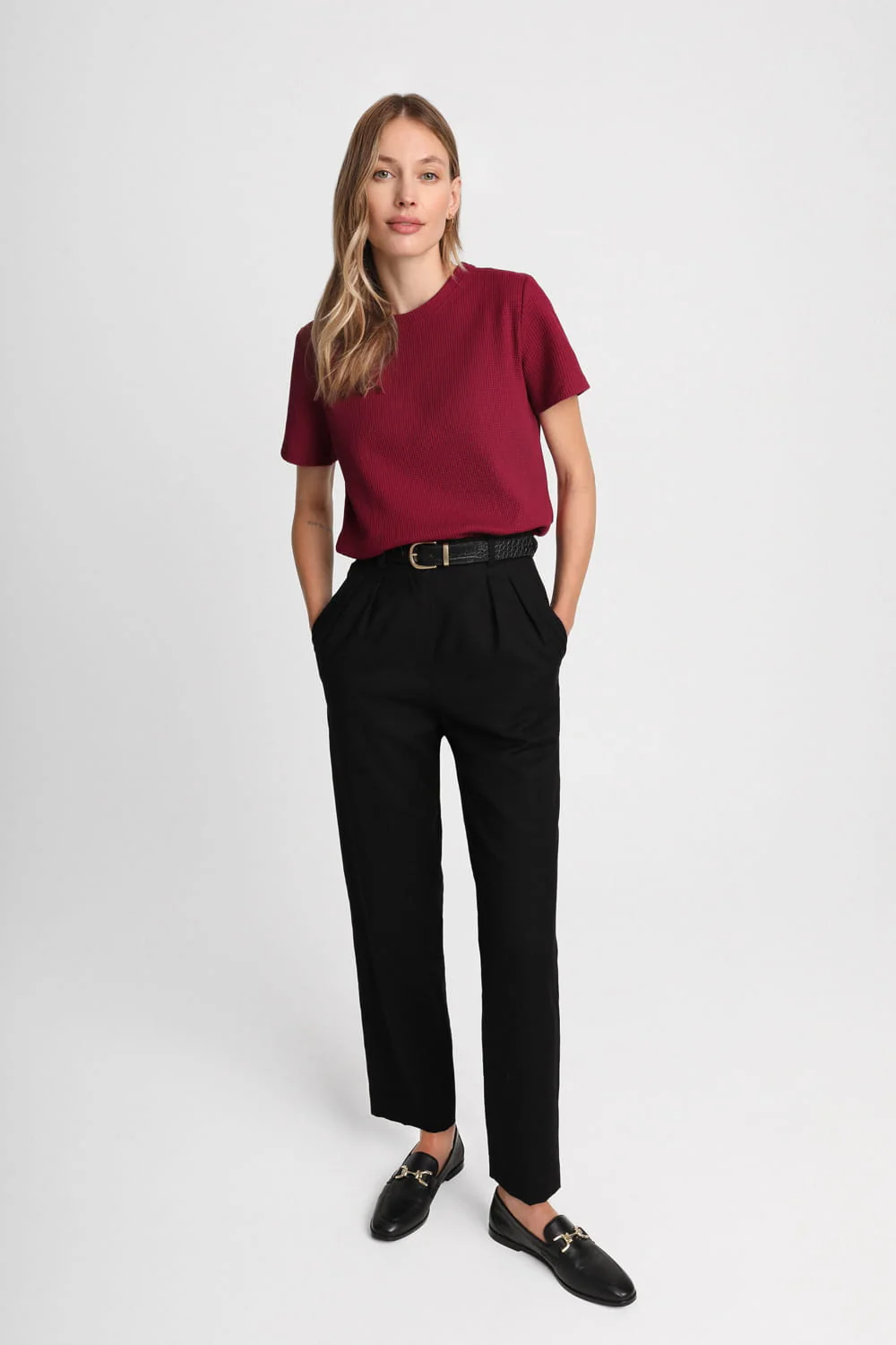 T-shirt Miss Dapper Wine Red - Image 4