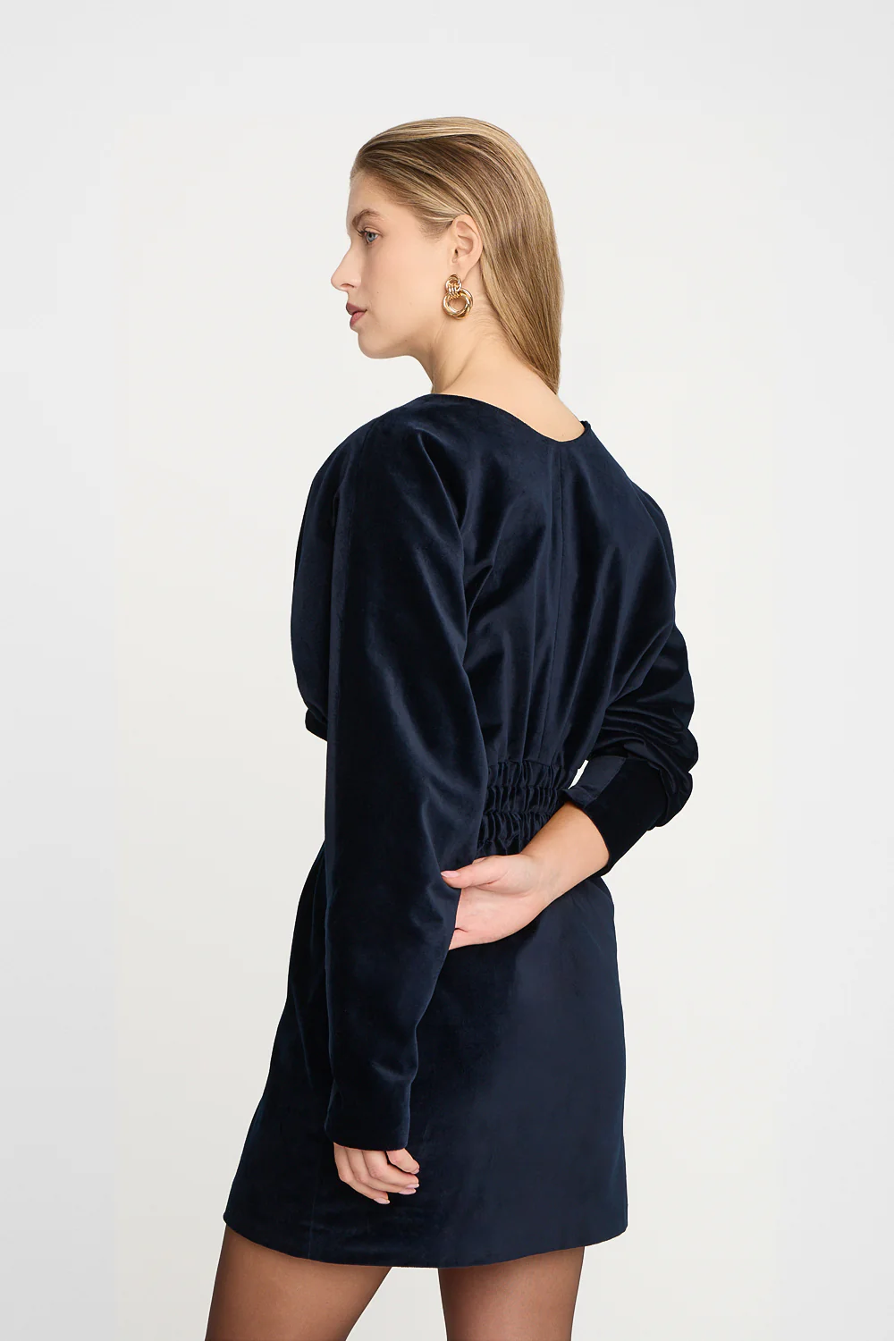 Sukienka Miss Velvet Navy - Image 7