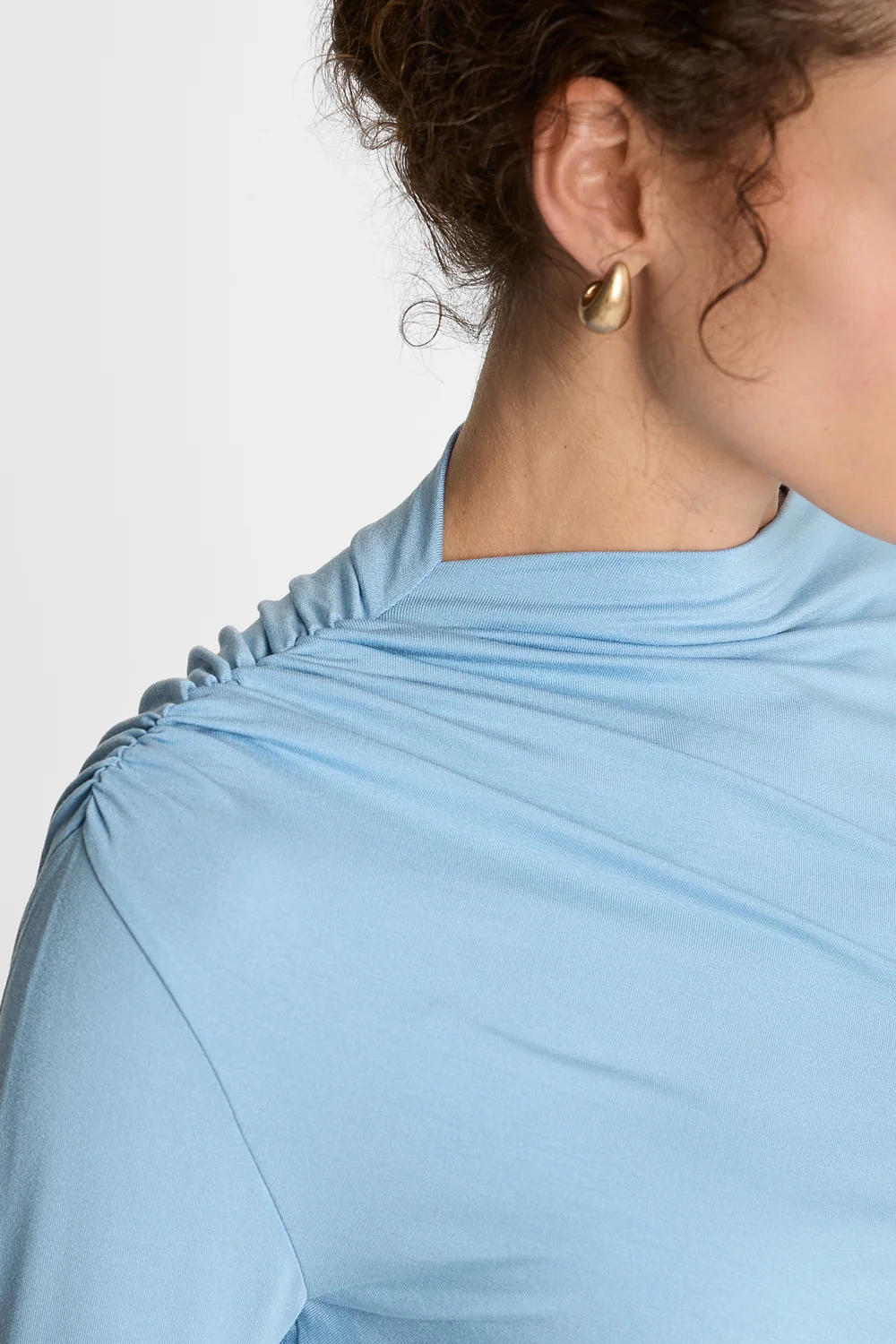 Longsleeve Miss Sculptural Light Blue - Image 4