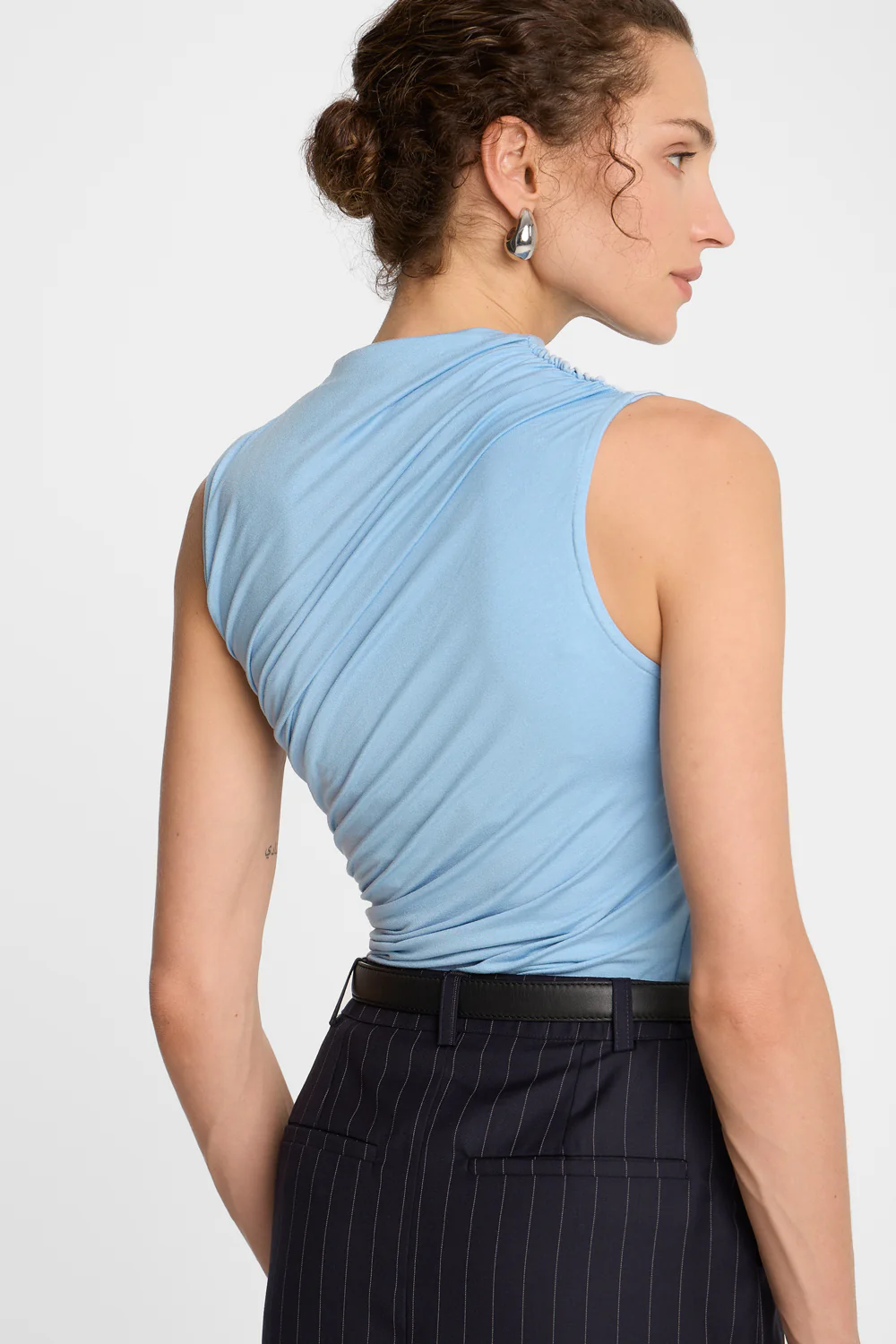 Top Miss Sculptural Light Blue - Image 6