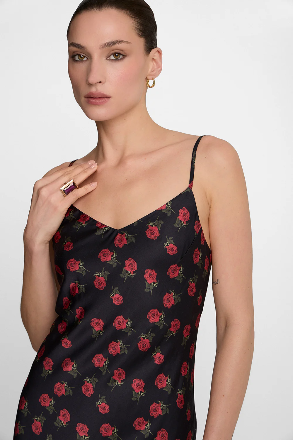 Sukienka Miss Deesse Black - Image 3