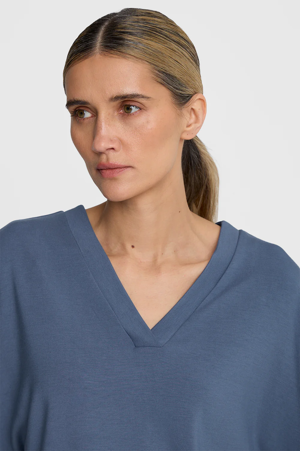 T-shirt Miss Amity Vintage Blue - Image 4