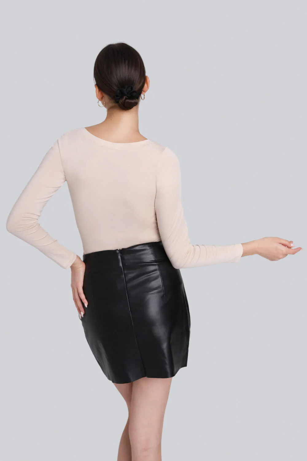 Longsleeve Miss Invisible V-neck Sand - Image 8