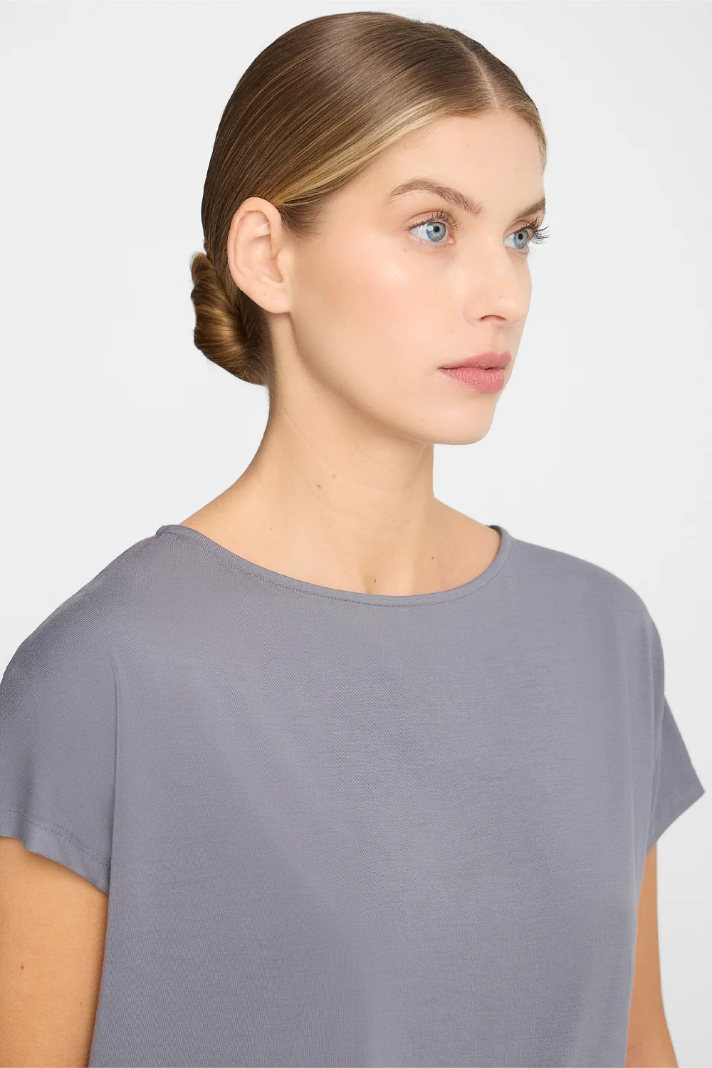 T-shirt Miss Femi Grey - Image 4